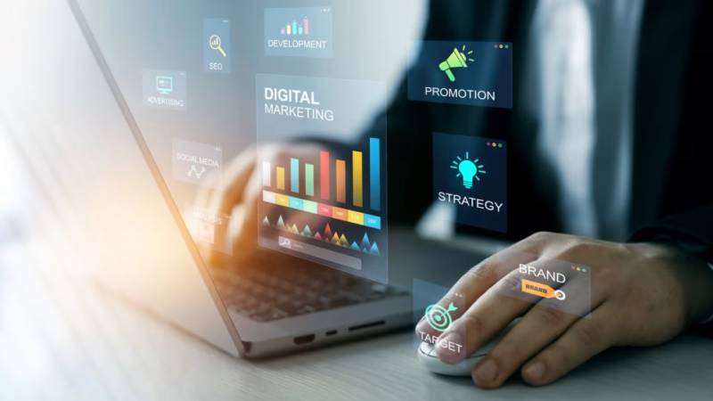 金山区小程序开发：Hotwire和Stimulus如何通过最少的自定义 JavaScript 提供互动性？